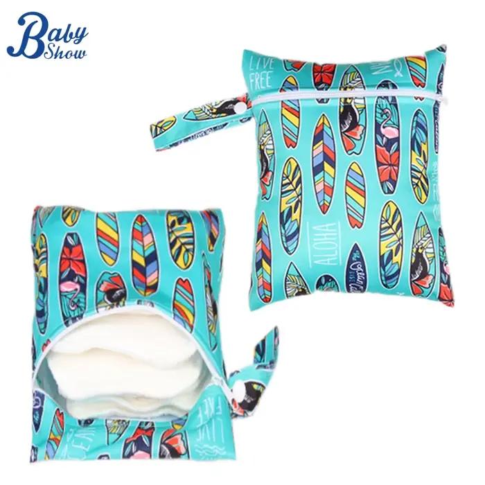 Sac à couches étanche pour bébé 20x25cm multifonctionnel à porter ou accrocher pour les voyages en plein air et les sorties familiales