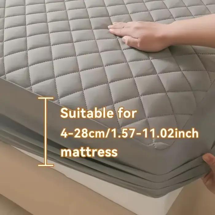 Housse de matelas imperméable en polyester doux pour protection et confort - Tailles variées pour lit simple et double - Blanc, Bleu, Rouge